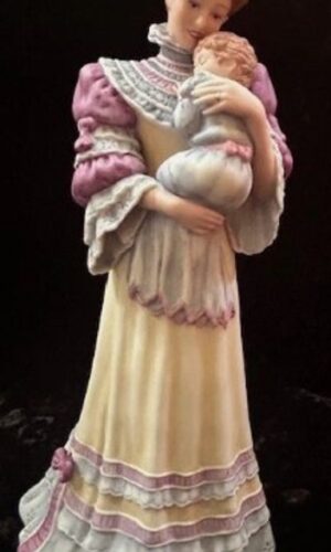 Lenox: Cherished Moments Vintage Mother and Child