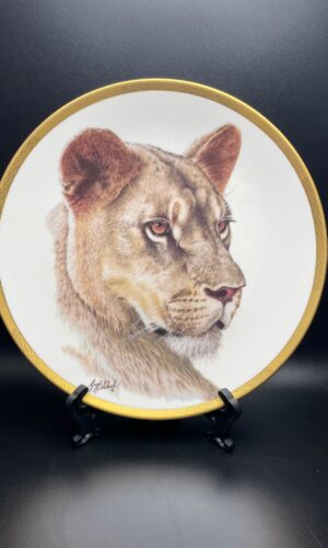 Lenox Great Cats of the World Plate Collection.